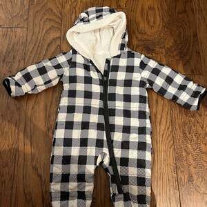 Baby Outwear / Snowsuit 6-9 months